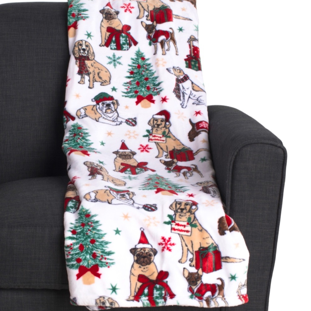 Dream Home Man’s Best Friend Christmas Throw